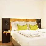 Sleep Otel *