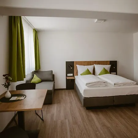 Sleep Отель Toging am Inn